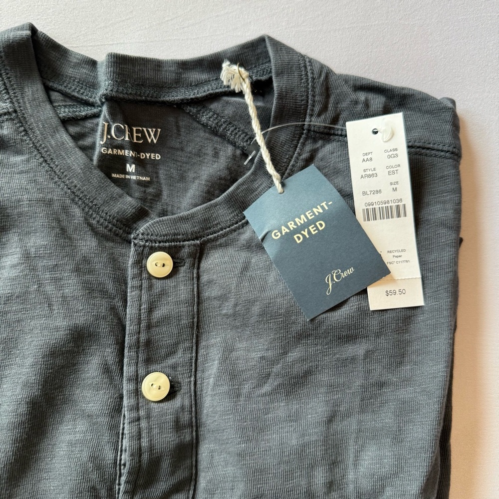 J Crew long sleeve 3 button men’s medium grey/ blue shirt